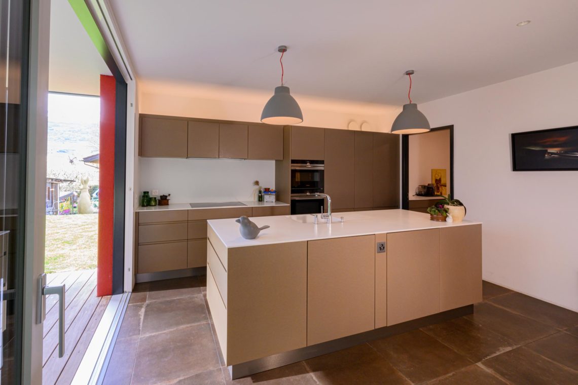 20220411-Cuisine-Entree-Salle_de_bain-Perruchoud-www_maximcurdy_ch-2577